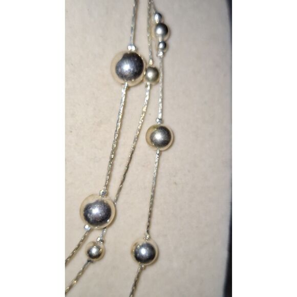A Women's Necklace Layered Silver Tone Floating Beads Elegant Classic - Picture 2 of 8